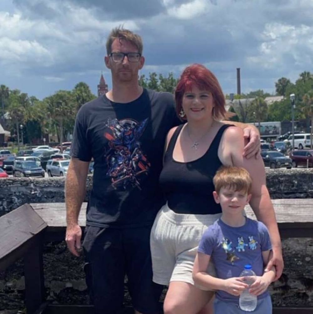 Meet your Posher, Crystal